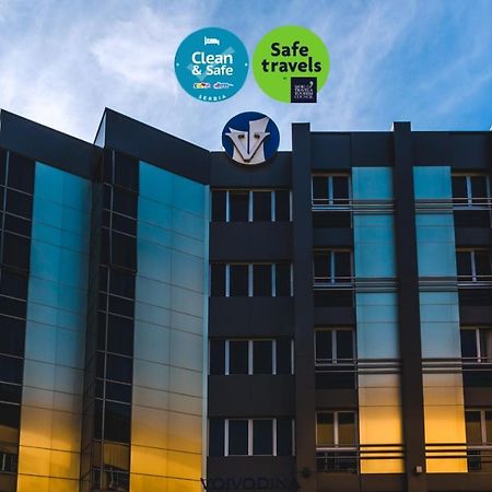 Hotel Vojvodina Zrenjanin Esterno foto