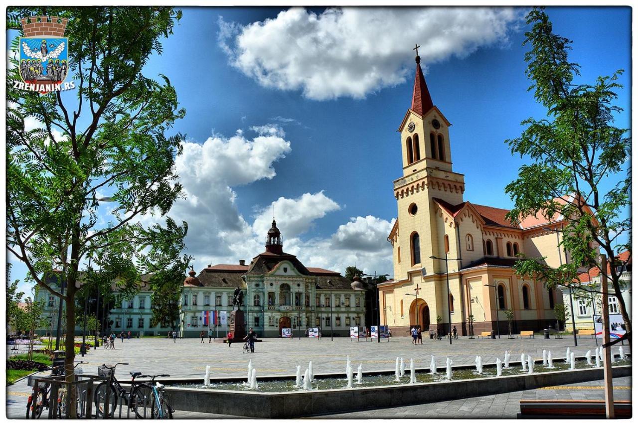 Hotel Vojvodina Zrenjanin Esterno foto