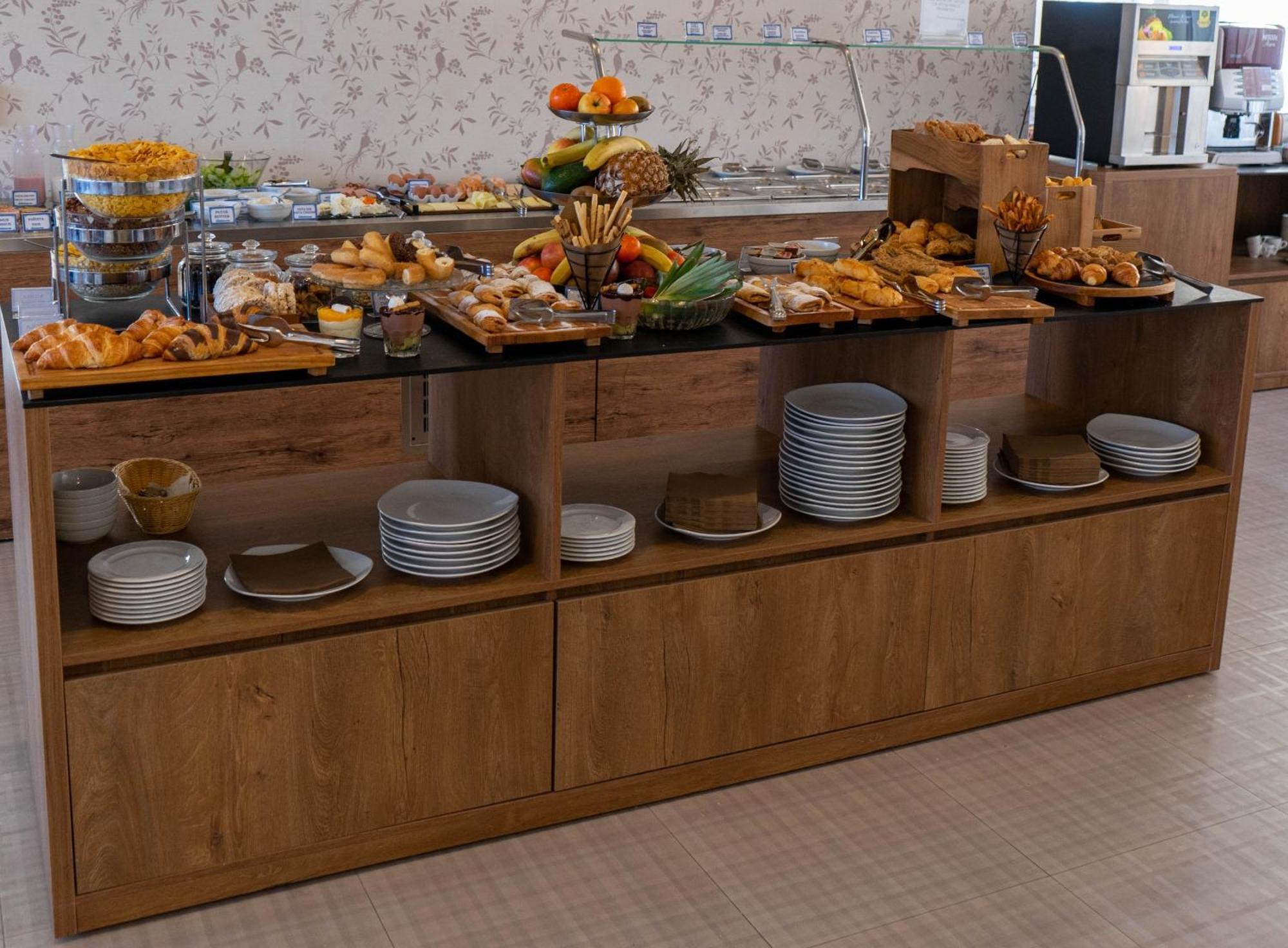 Hotel Vojvodina Zrenjanin Esterno foto