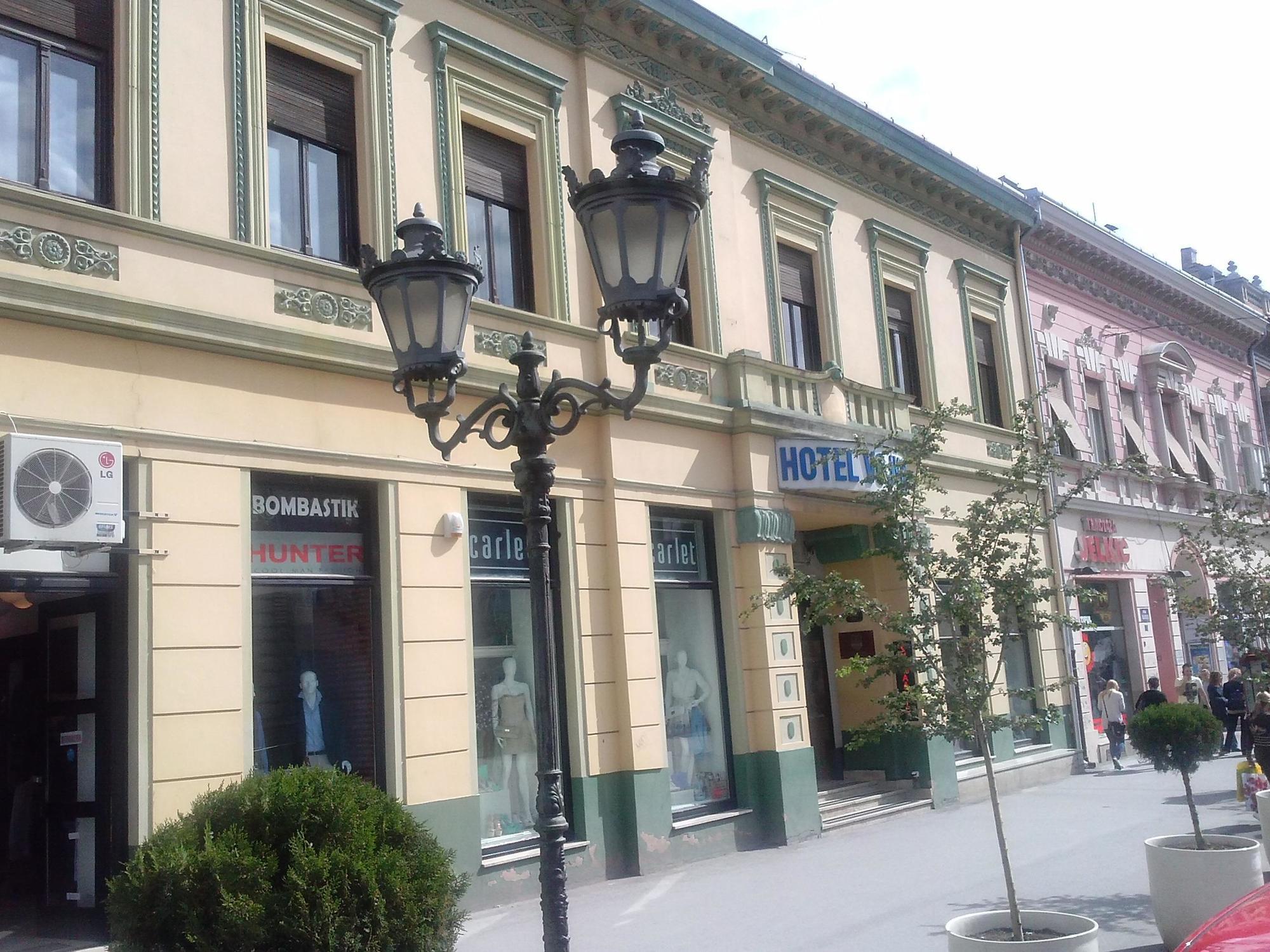 Hotel Vojvodina Zrenjanin Esterno foto