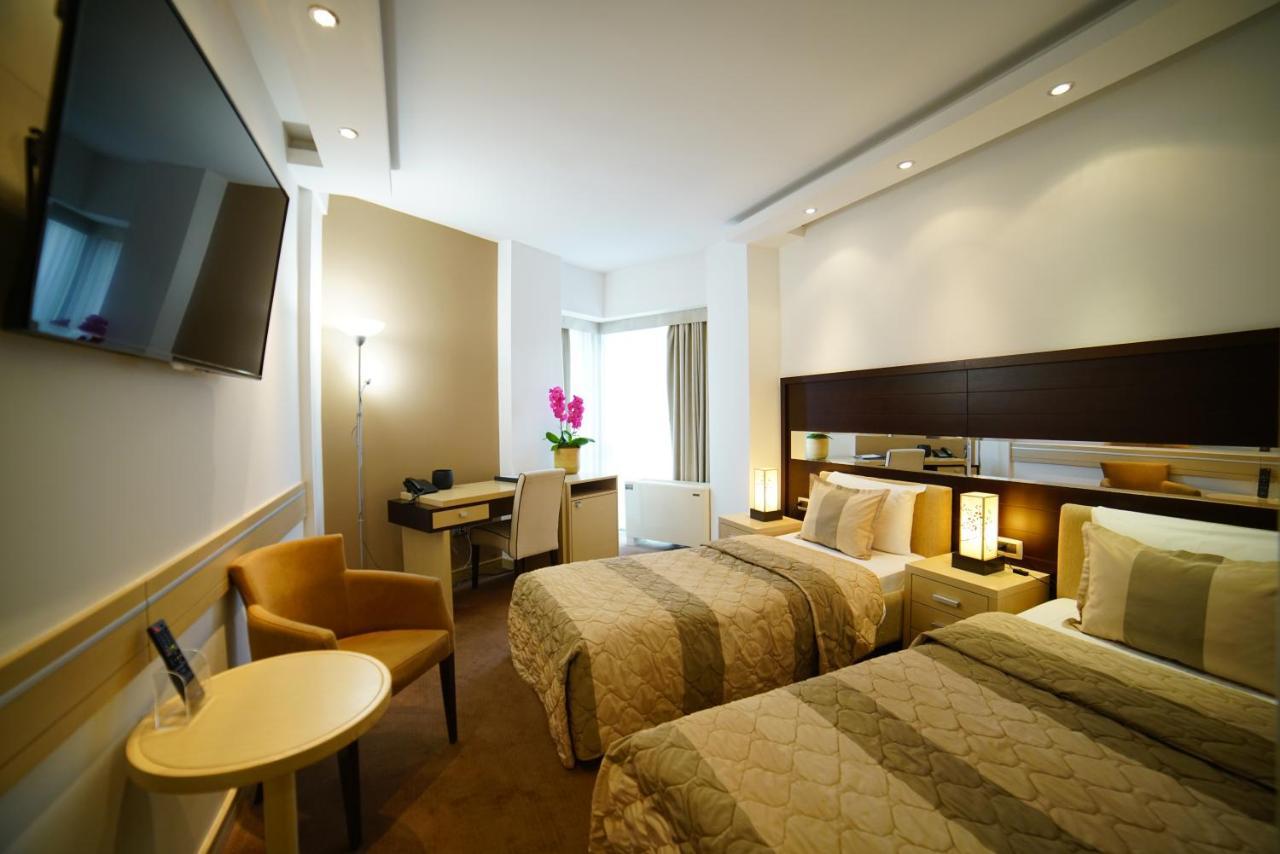 Hotel Vojvodina Zrenjanin Esterno foto